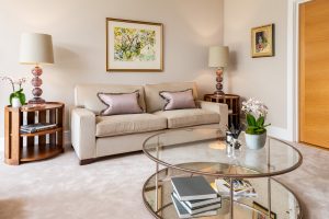 2. 190507 271 Living room sofa